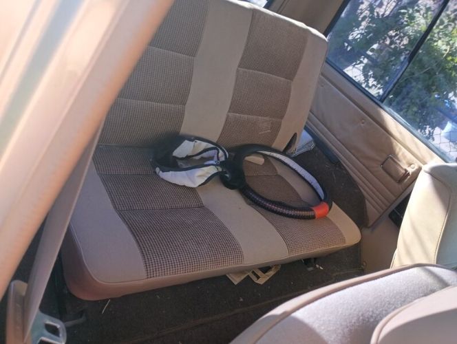 Mitsubishi-Montero-1988-Gold-Brown-4