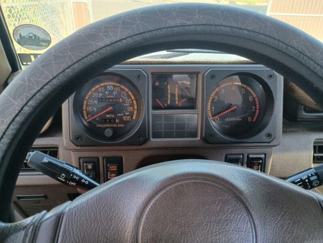 Mitsubishi-Montero-1988-Gold-Brown-6