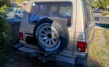 Mitsubishi-Montero-1988-Gold-Brown-8