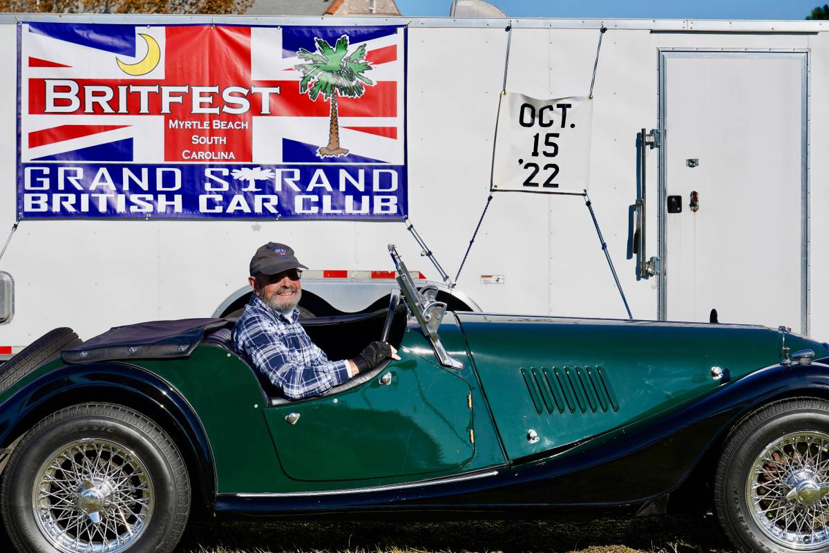 Morgan-44-1967-green-12