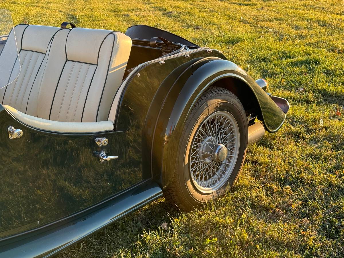 Morgan-44-1984-green-17