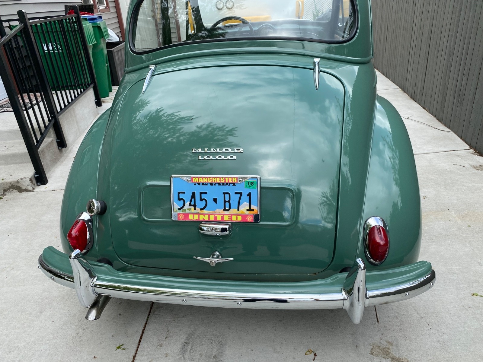 Morris-1000-Series-1961-Sedan-2