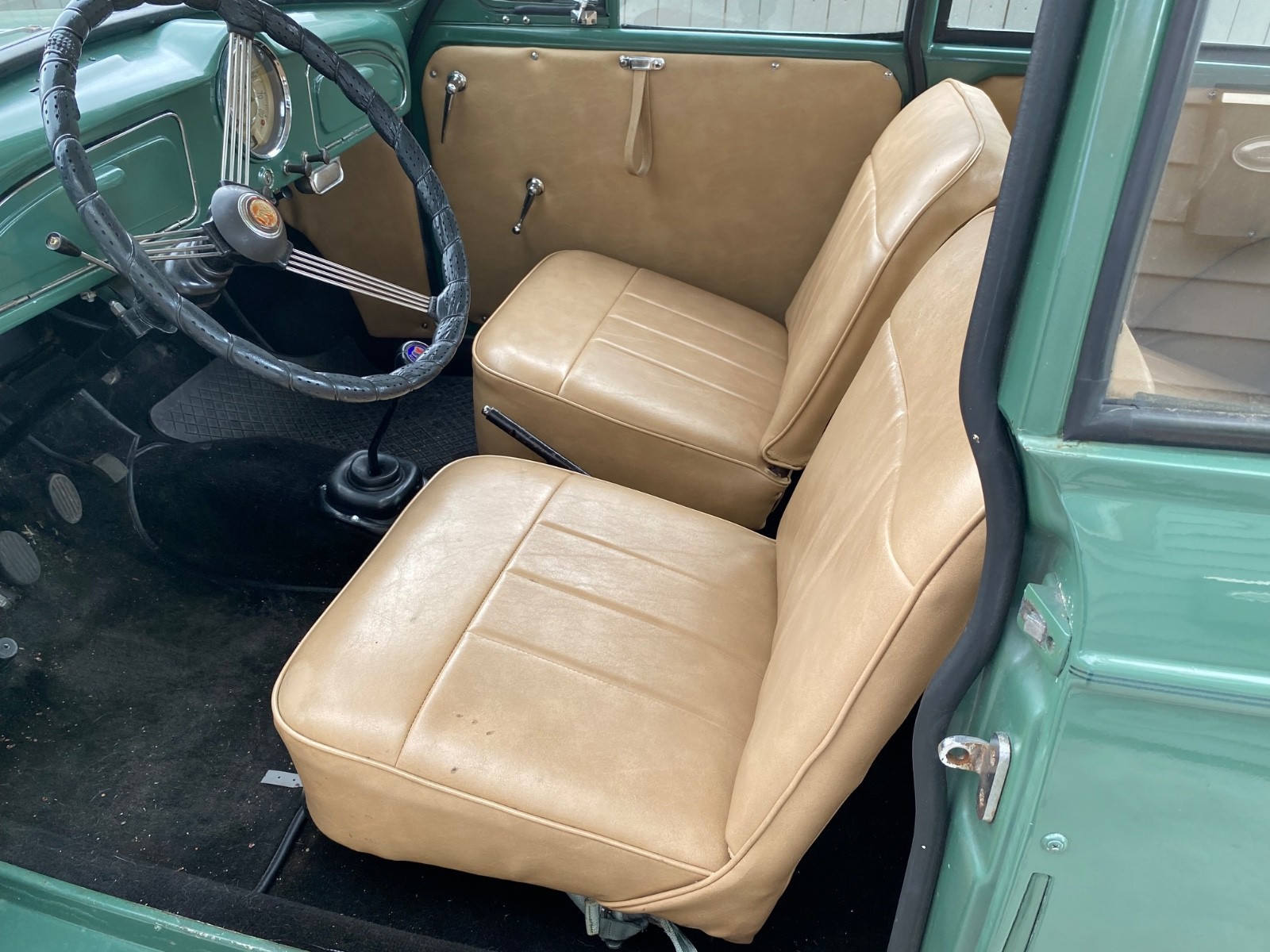 Morris-1000-Series-1961-Sedan-6
