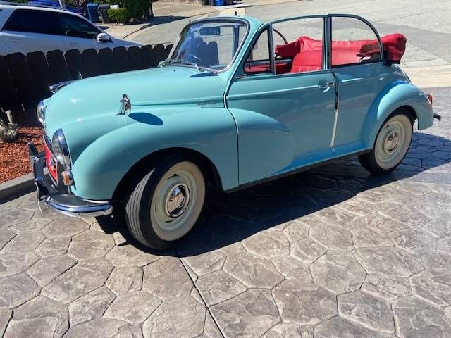 Morris-Minor-1960-Blue-6