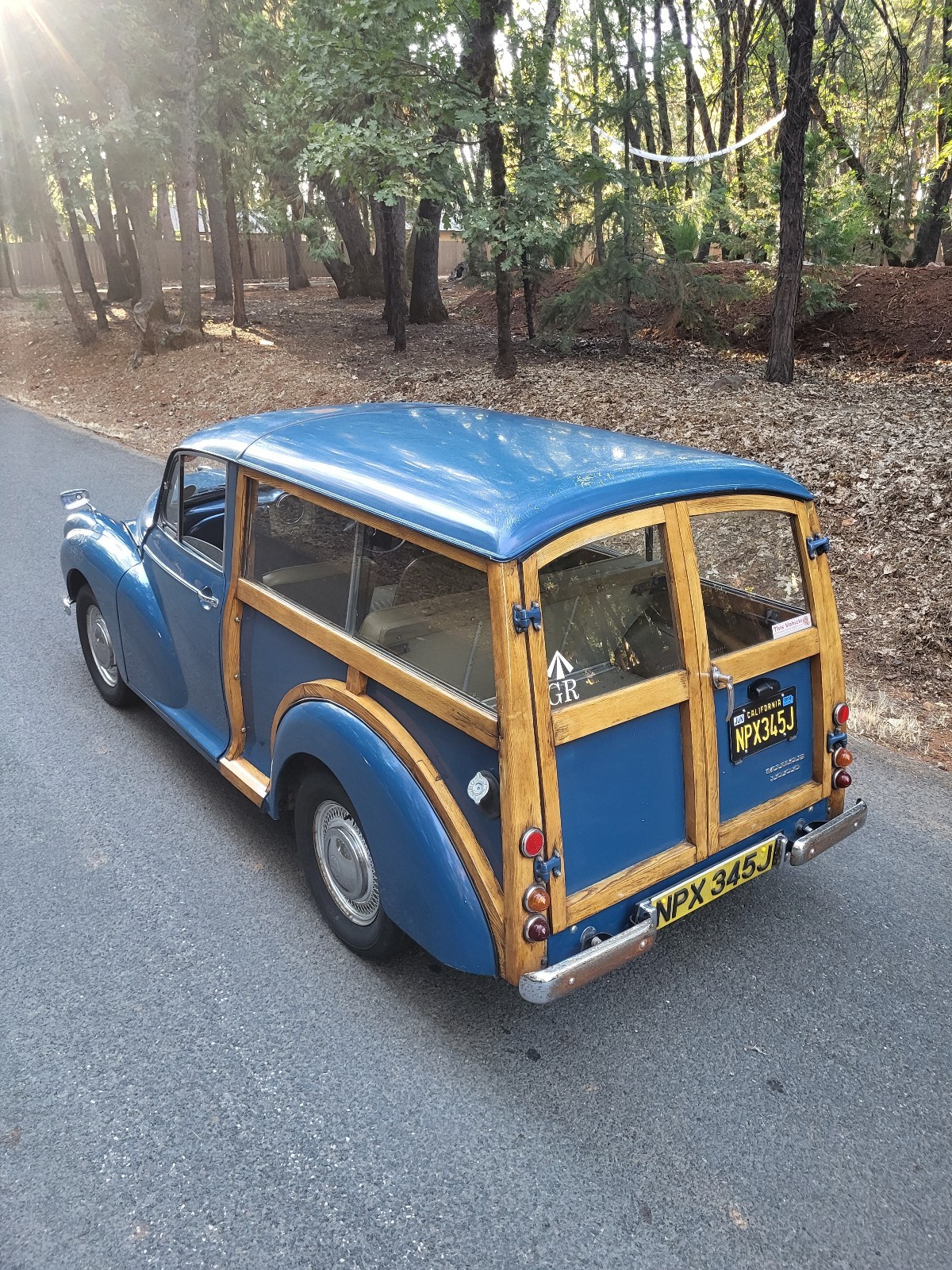 Morris-Minor-Traveller-1971-10