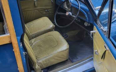 Morris-Minor-Traveller-1971-15