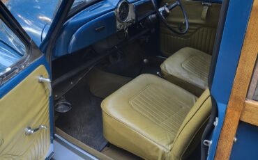 Morris-Minor-Traveller-1971-16