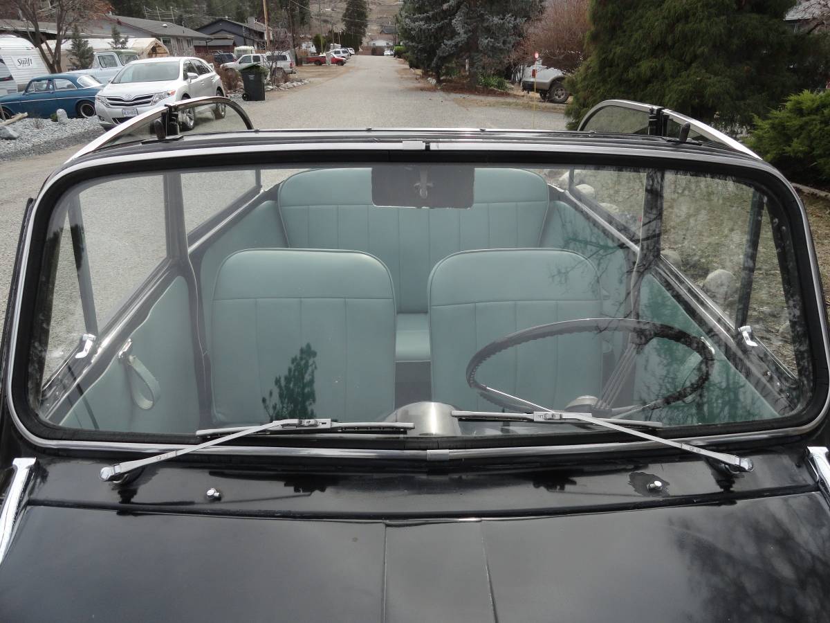 Morris-minor-1960-black-16