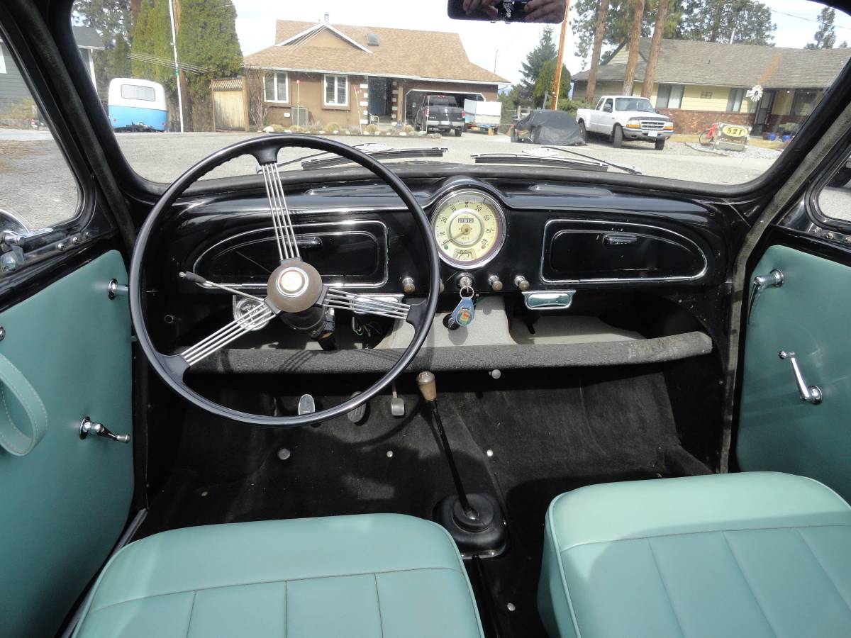 Morris-minor-1960-black-23