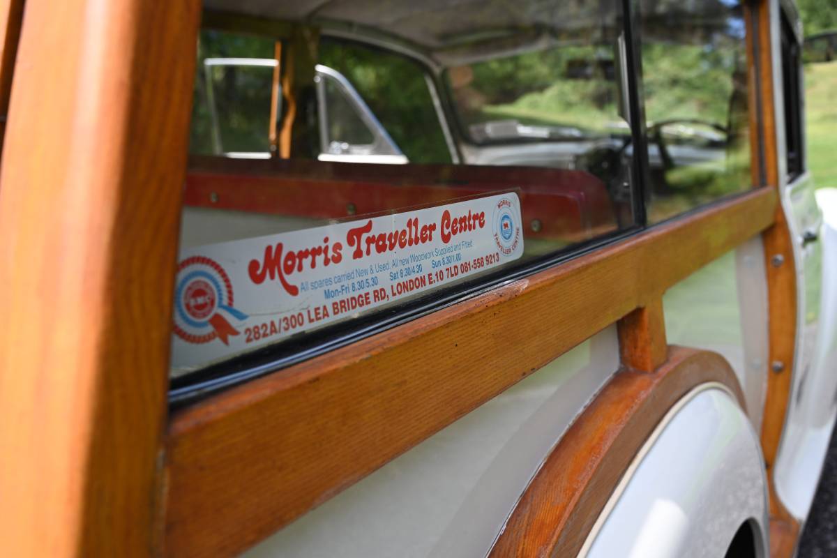 Morris-minor-traveller-1000-1968-white-20