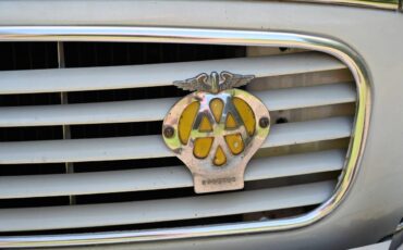 Morris-minor-traveller-1000-1968-white-21