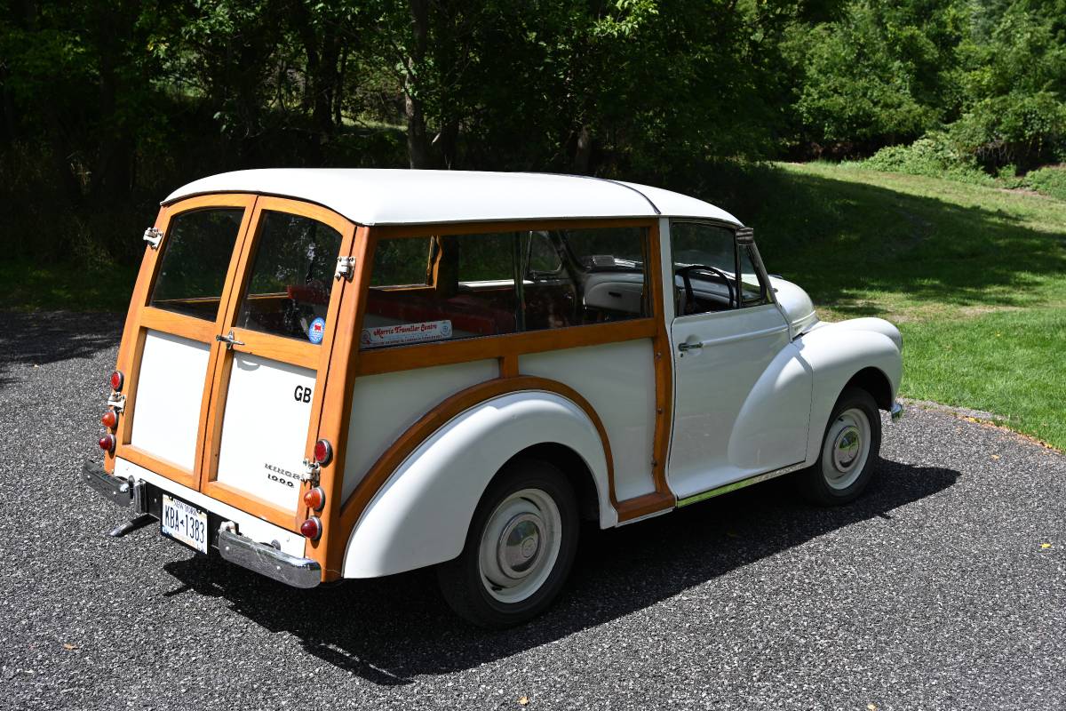 Morris-minor-traveller-1000-1968-white-5