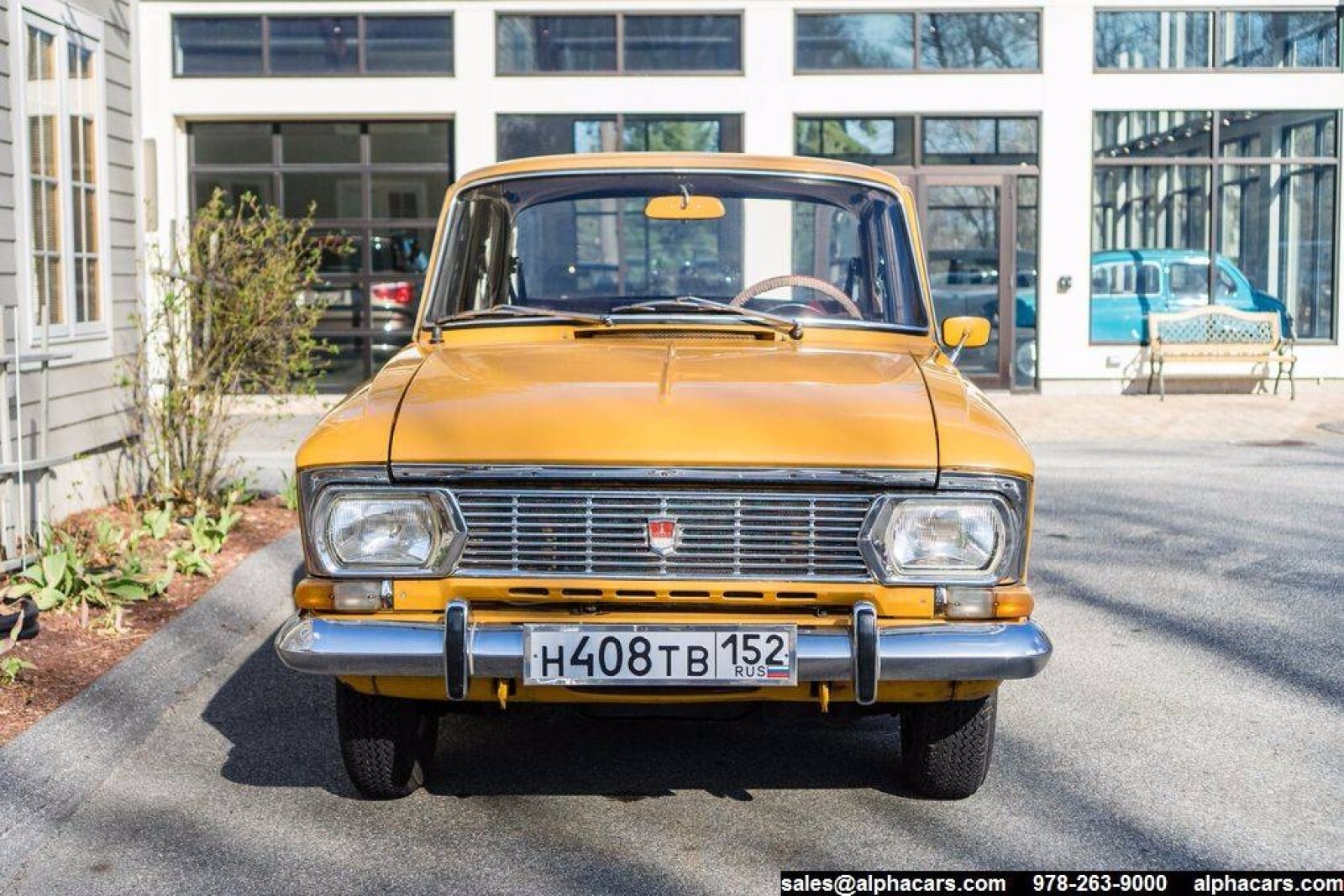 Moskvitch-408E-1974-Sedan-1