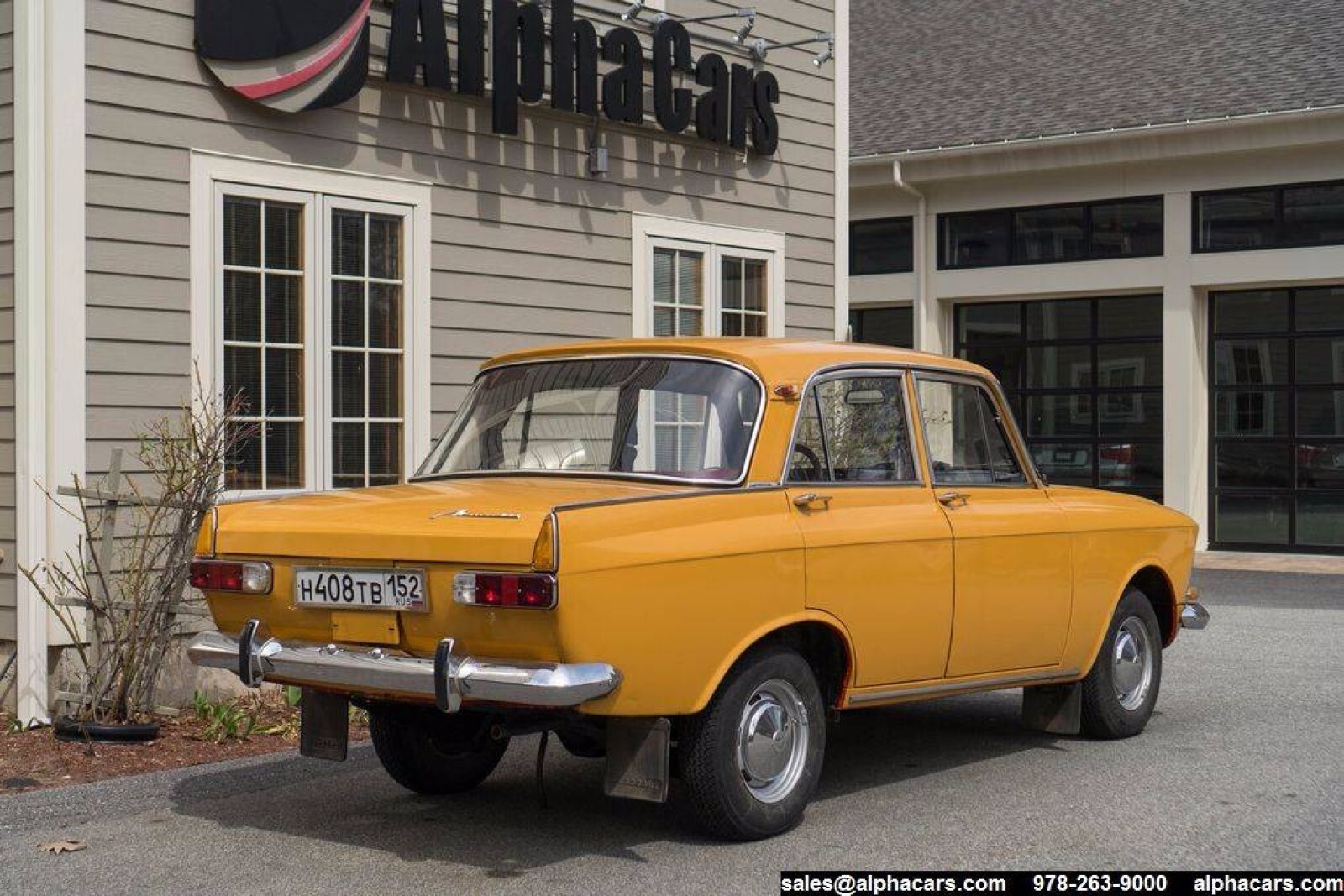 Moskvitch-408E-1974-Sedan-5