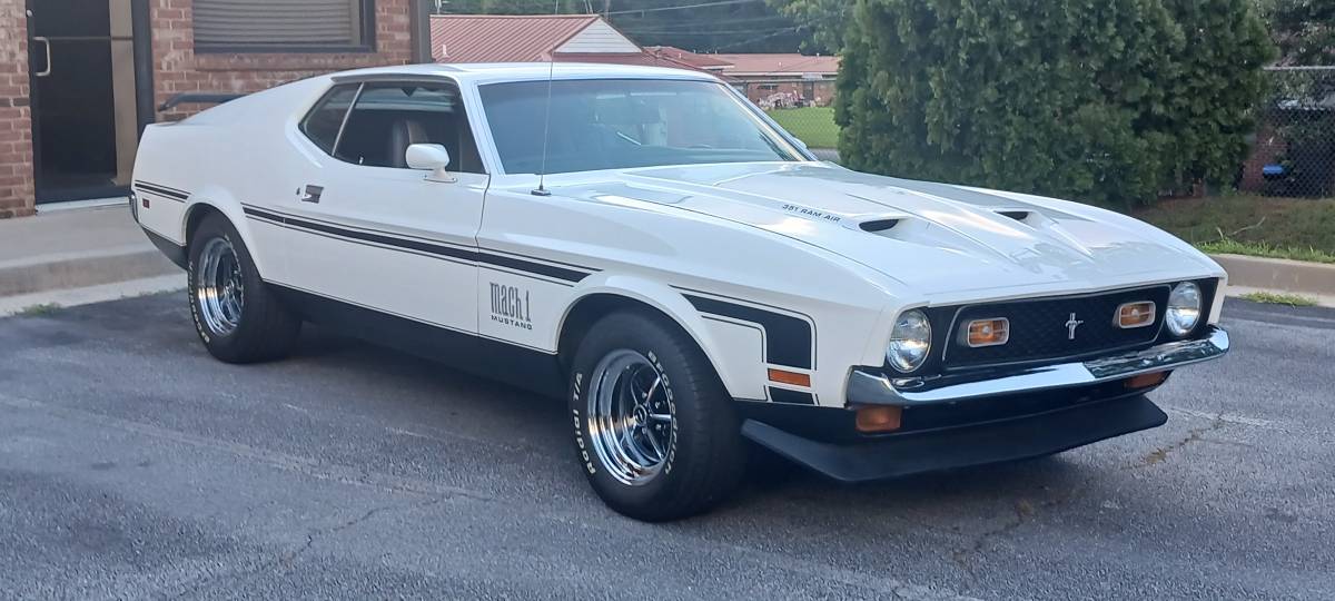 Mustang-mach-1-1971-white-16