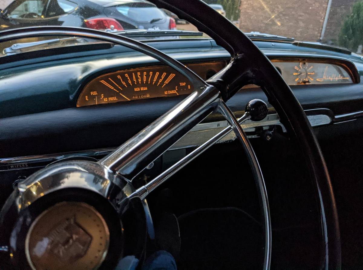 Nash-Ambassador-1954-custom-2