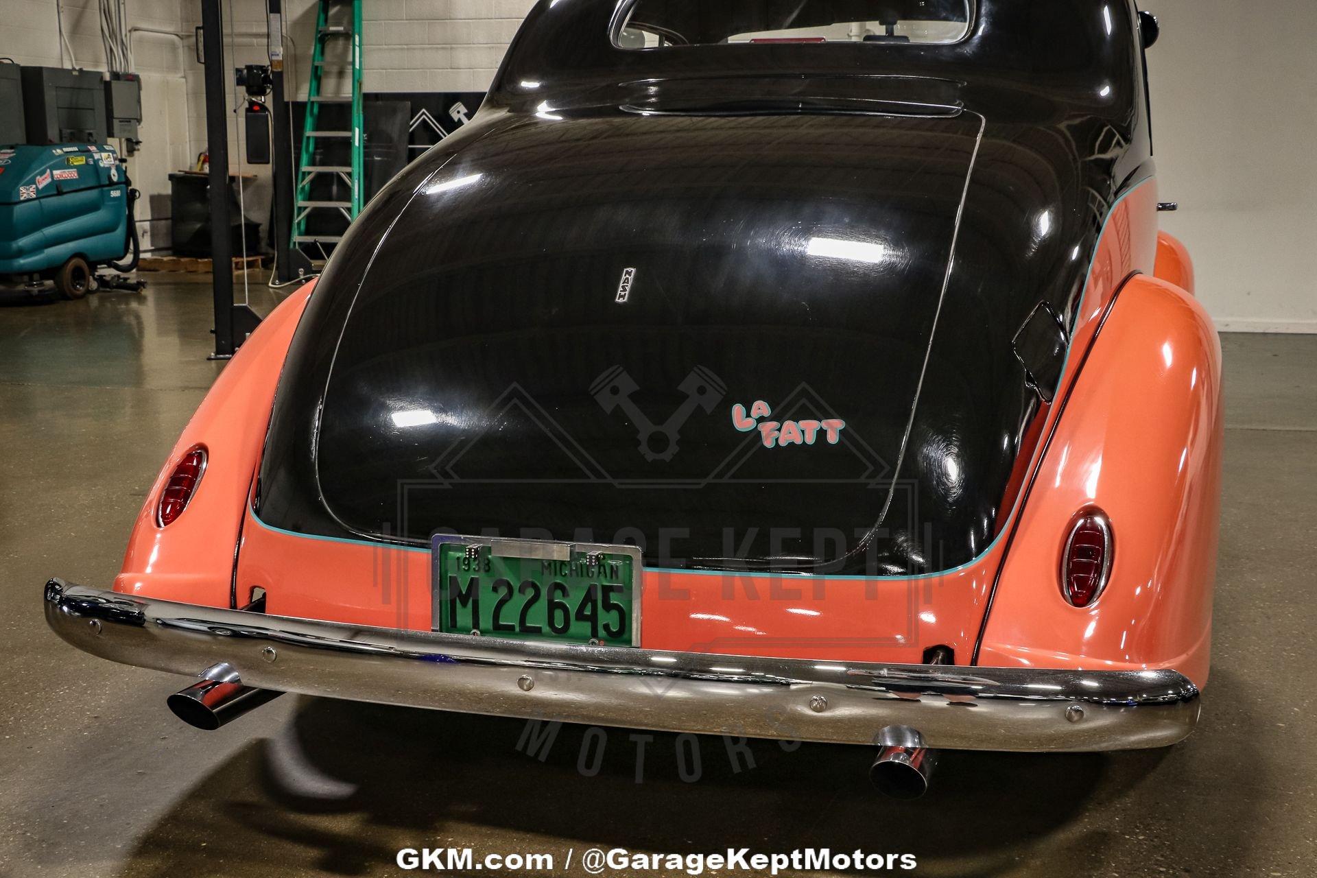 Nash-Lafayette-1938-Black-And-Salmon-Black-23