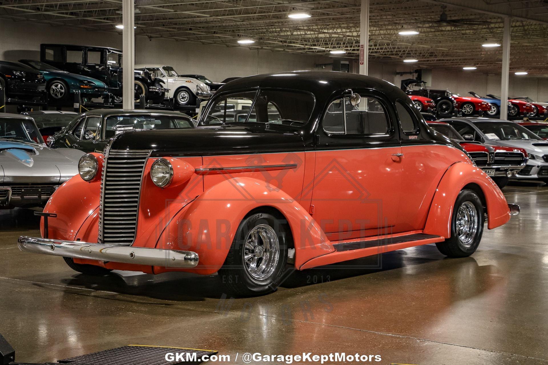 Nash-Lafayette-1938-Black-And-Salmon-Black-27