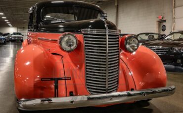 Nash-Lafayette-1938-Black-And-Salmon-Black-39