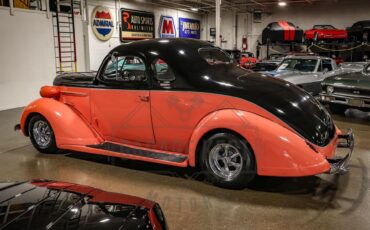 Nash-Lafayette-1938-Black-And-Salmon-Black-4