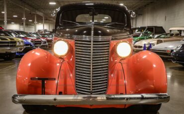 Nash-Lafayette-1938-Black-And-Salmon-Black-42