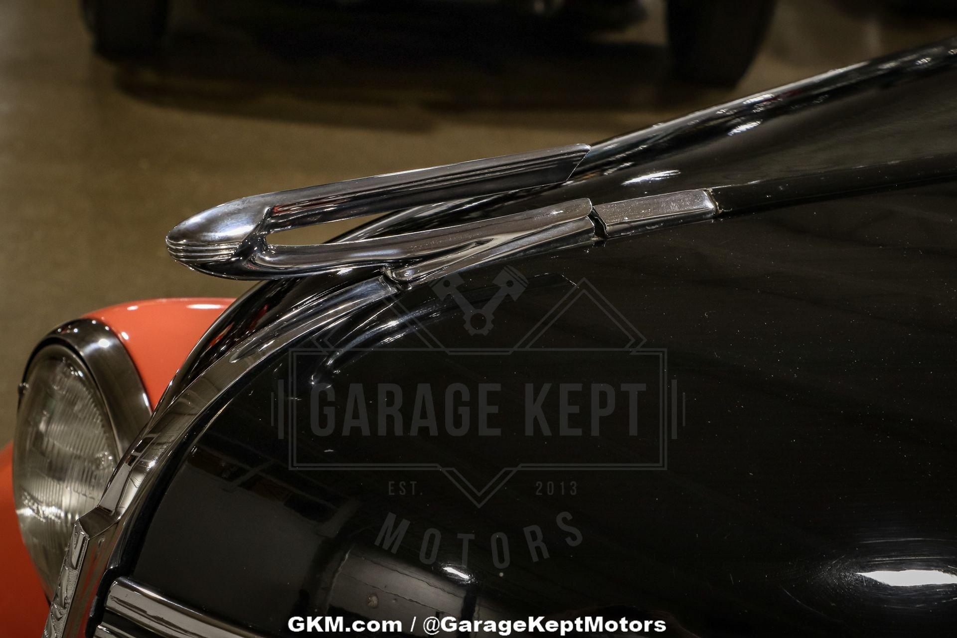 Nash-Lafayette-1938-Black-And-Salmon-Black-48