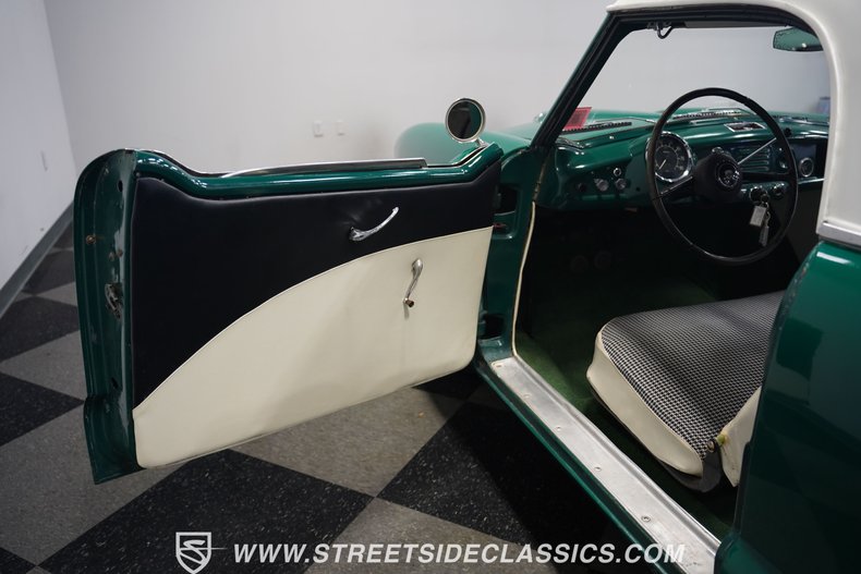 Nash-Metropolitan-1954-Green-White-Houndstooth-40