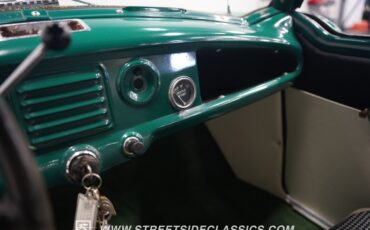 Nash-Metropolitan-1954-Green-White-Houndstooth-47