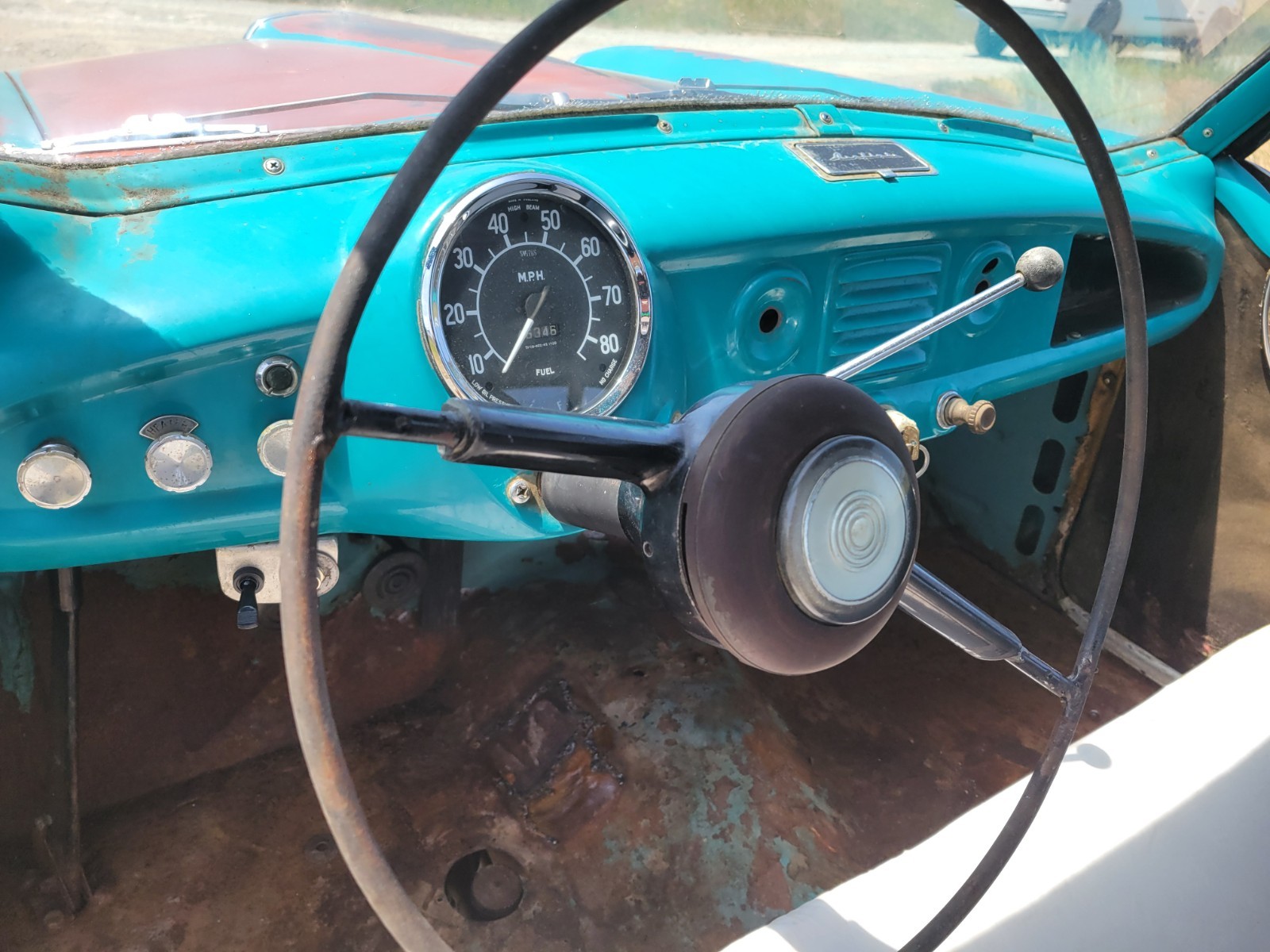 Nash-metropolitan-1955-Coupe-11