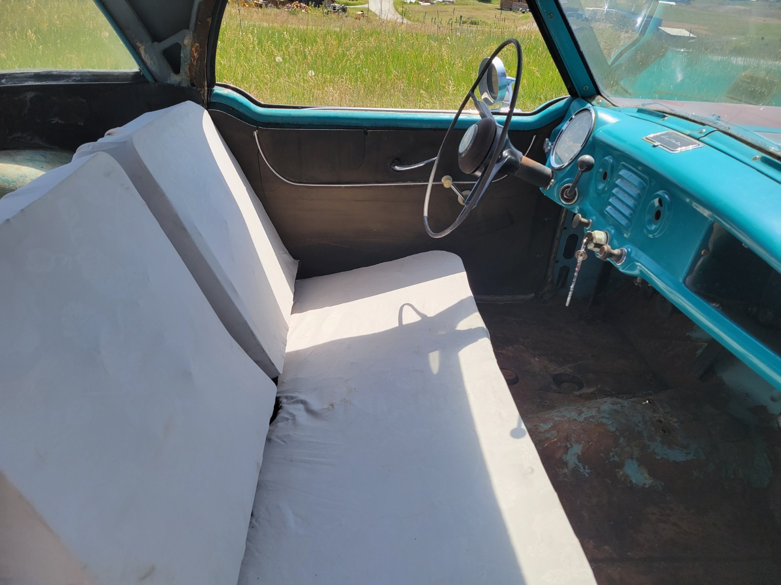 Nash-metropolitan-1955-Coupe-17