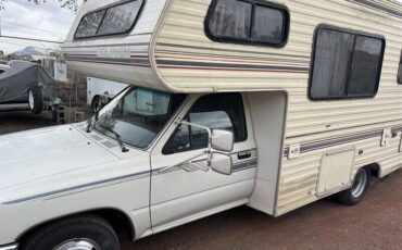 National-dolphine-m-400-1989-white-2