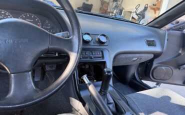 Nissan-240SX-1990-Hatchback-11