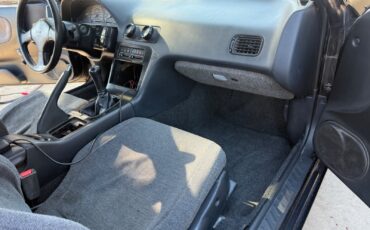 Nissan-240SX-1990-Hatchback-19