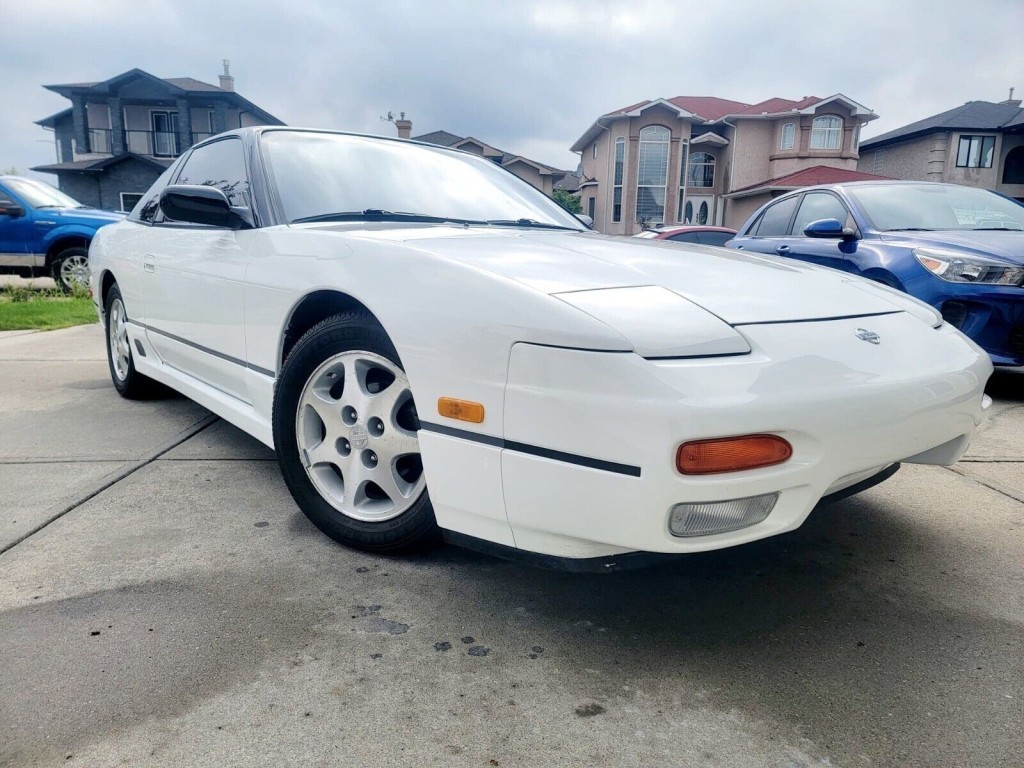 Nissan-240SX-1991-Hatchback-1