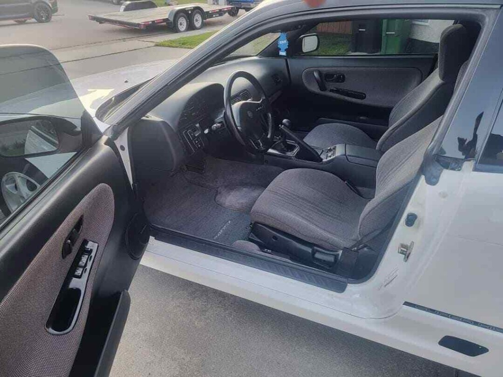Nissan-240SX-1991-Hatchback-4