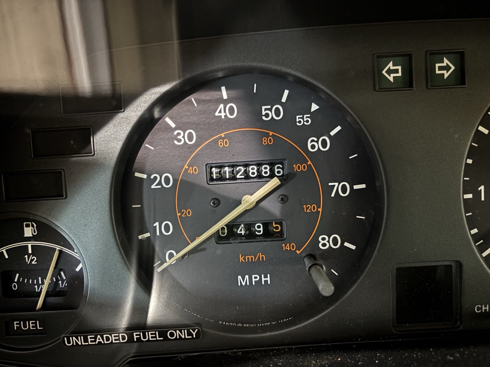 Nissan-280ZX-1983-Hatchback-16