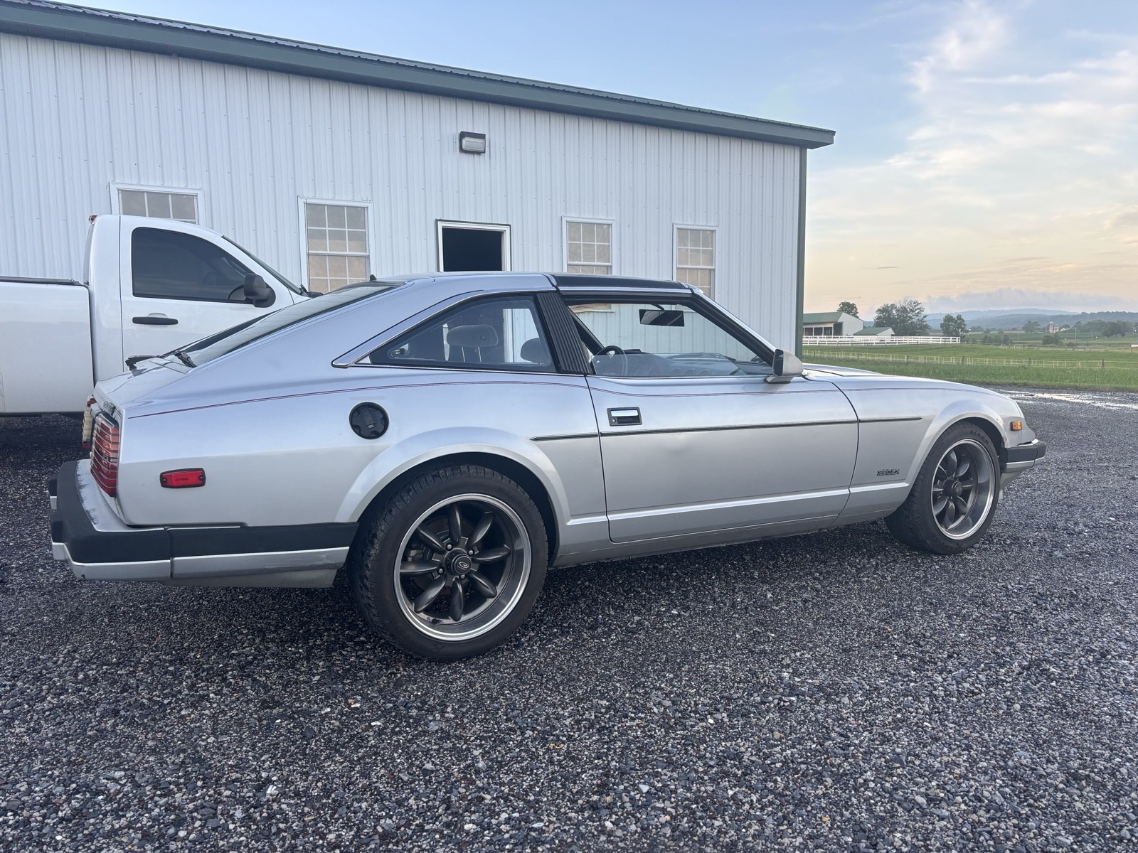 Nissan-280ZX-1983-Hatchback-5