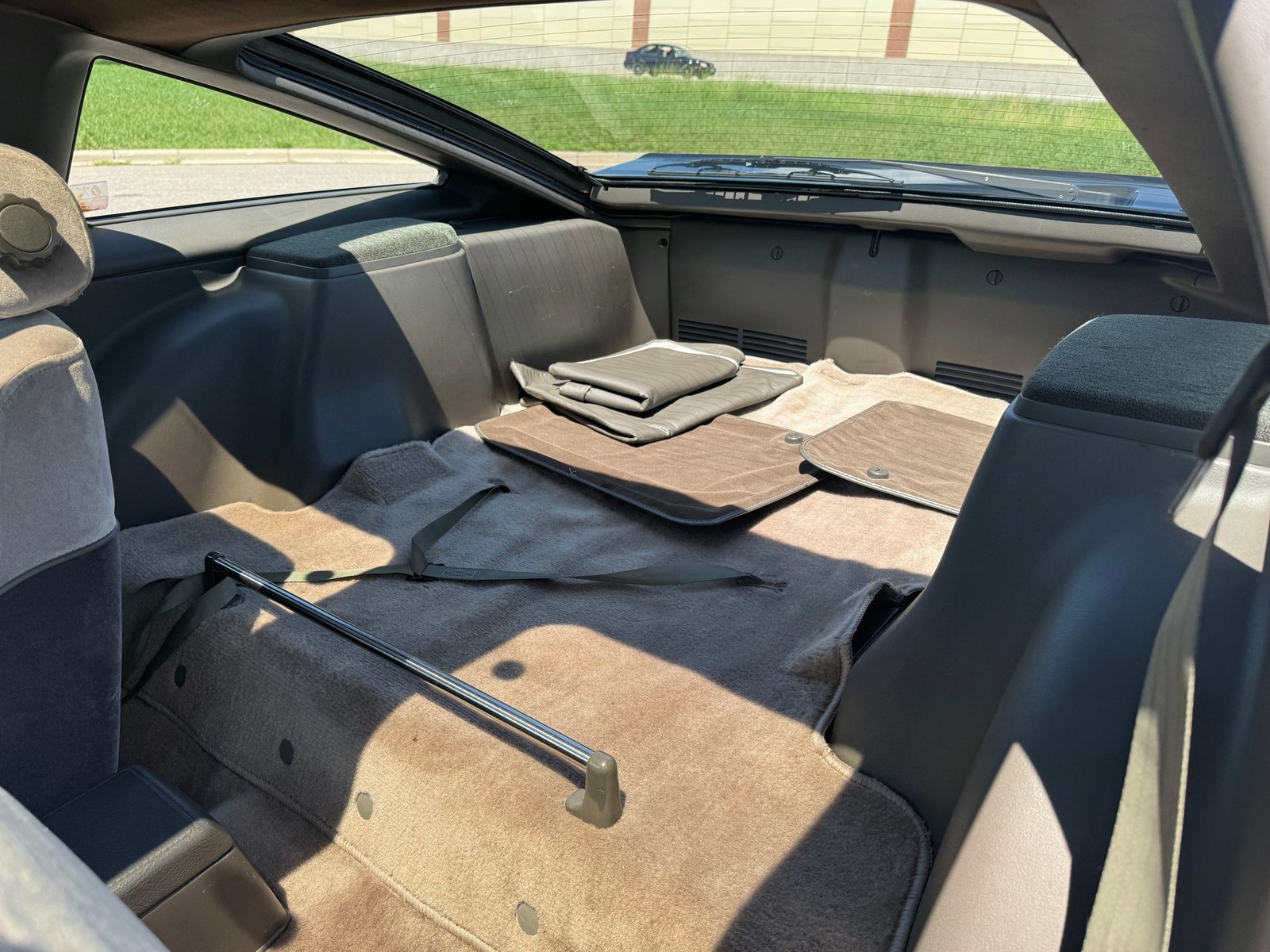 Nissan-300ZX-1985-Hatchback-13