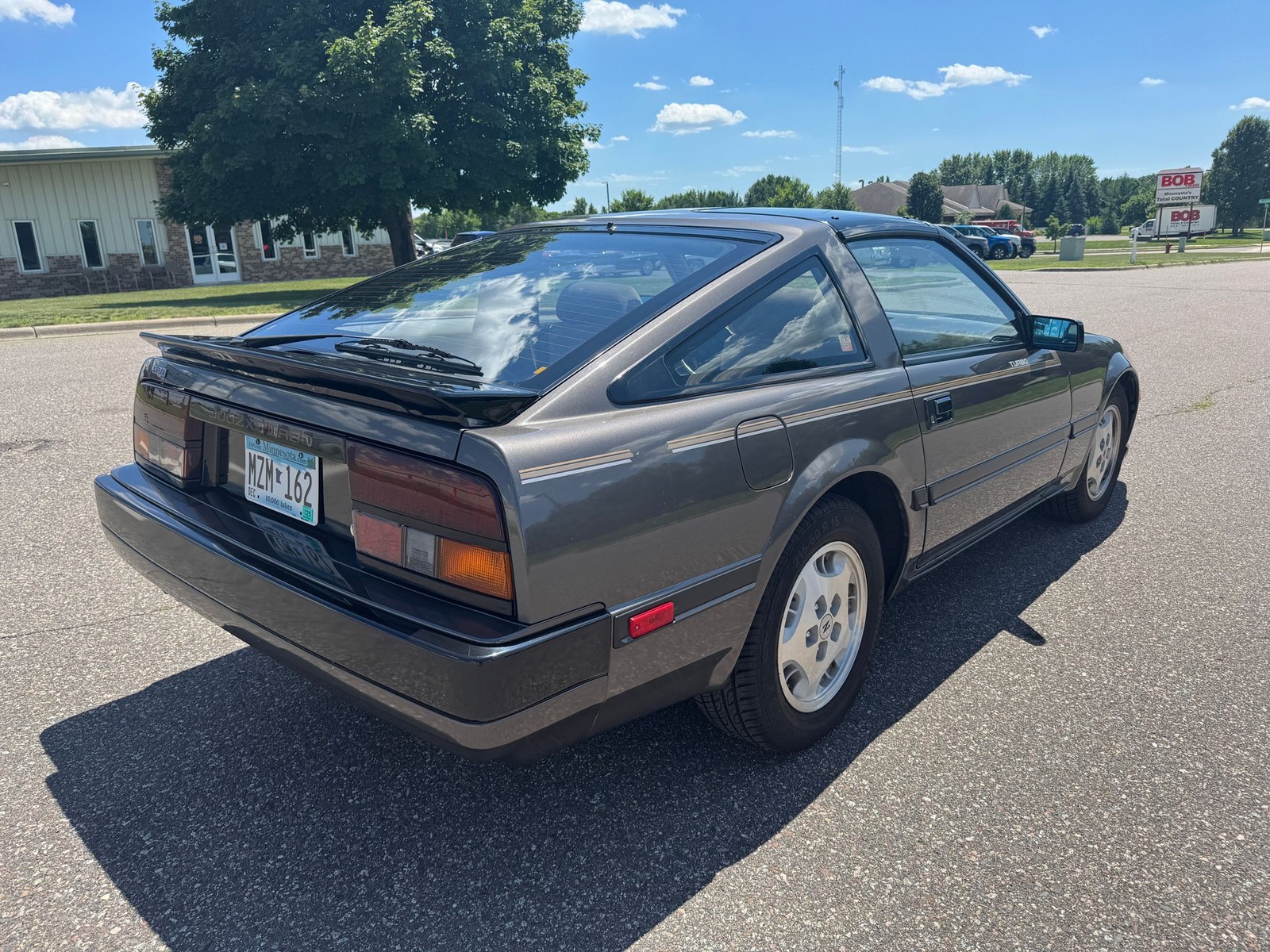 Nissan-300ZX-1985-Hatchback-2