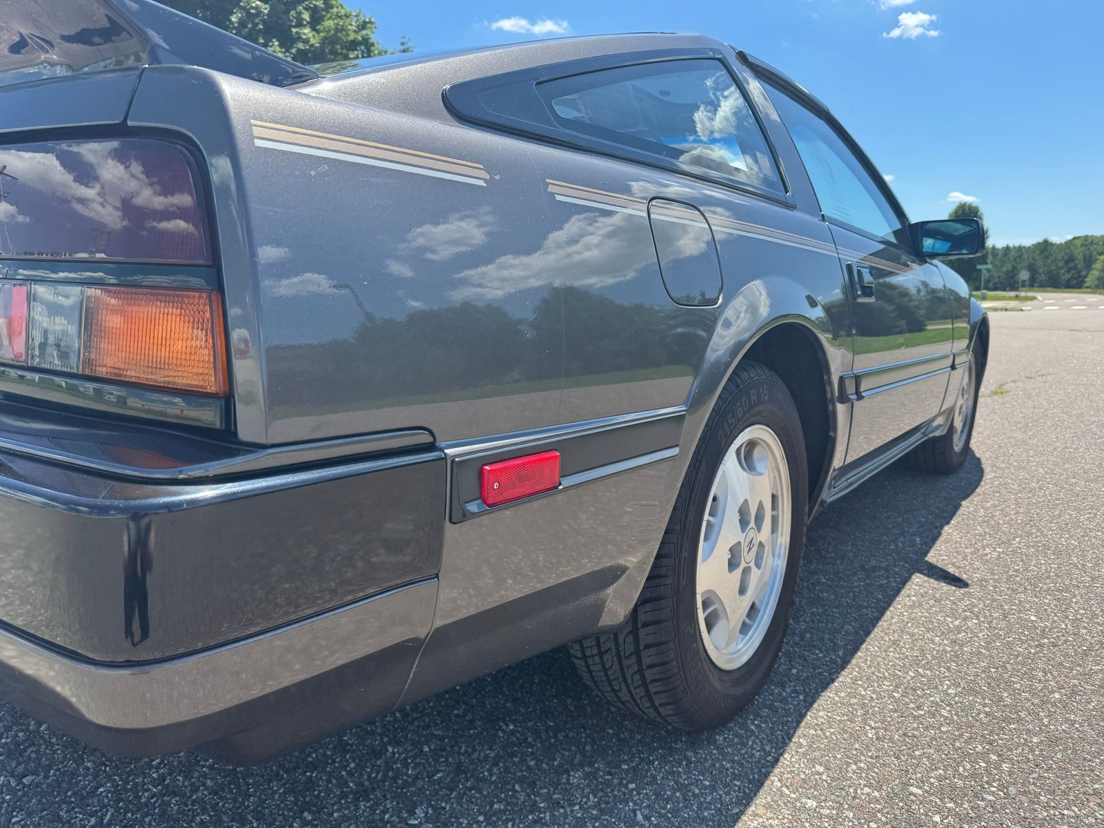 Nissan-300ZX-1985-Hatchback-27