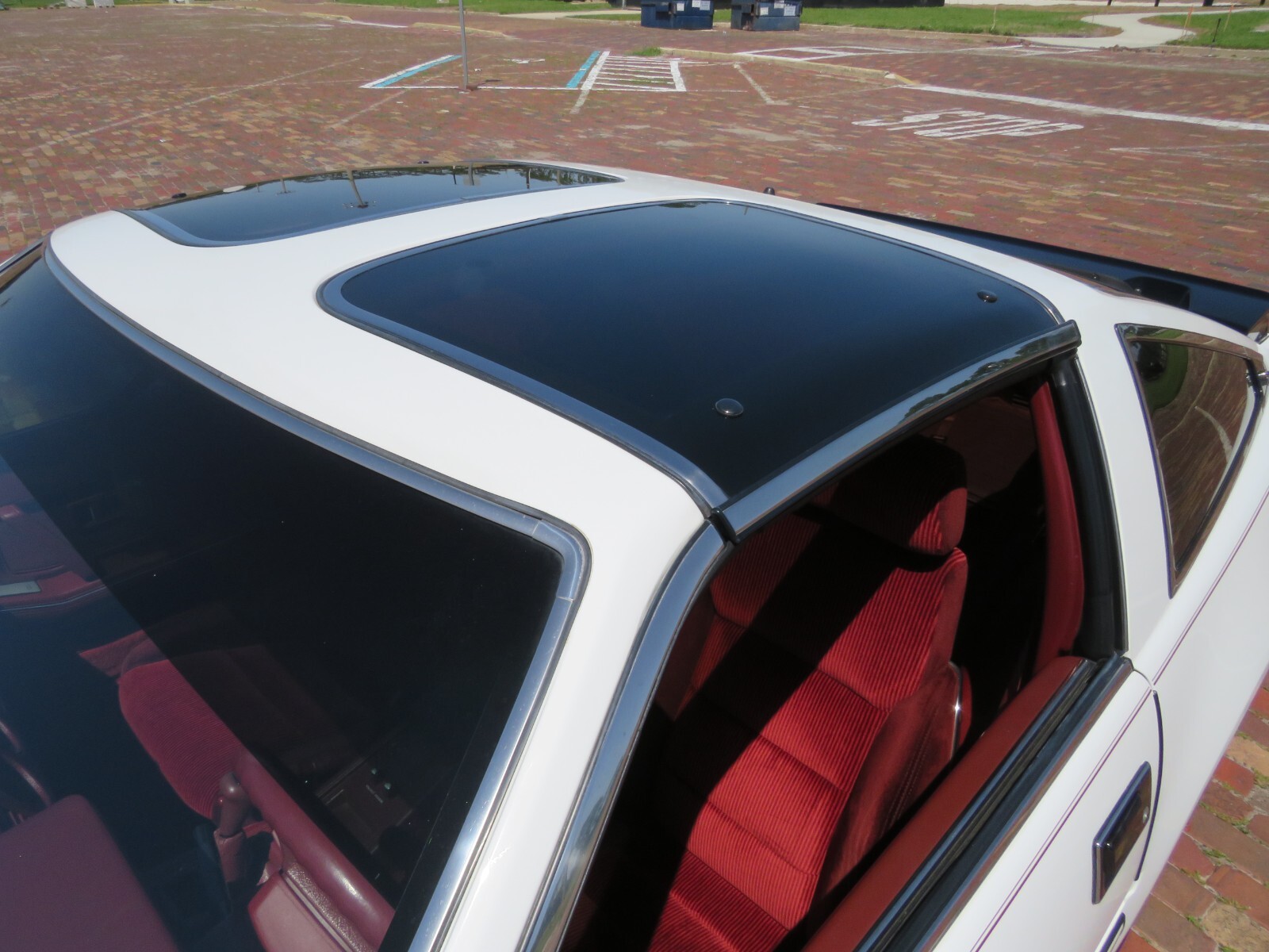 Nissan-300ZX-1986-Coupe-10