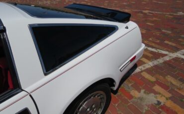 Nissan-300ZX-1986-Coupe-13