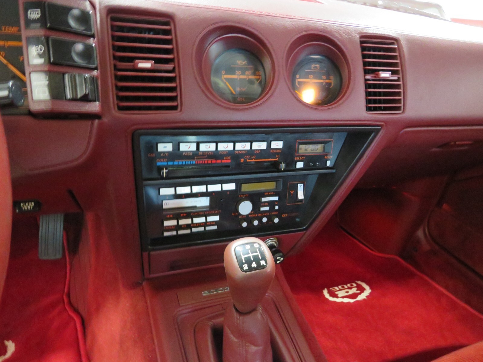 Nissan-300ZX-1986-Coupe-19