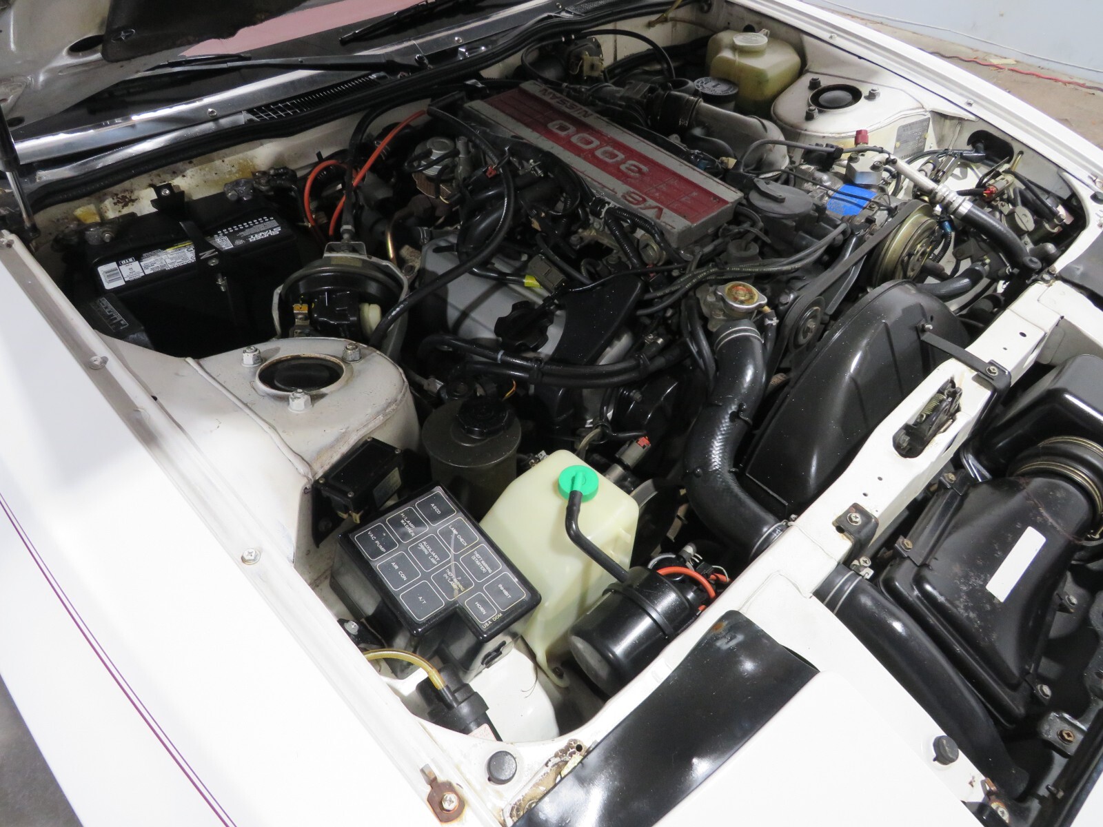 Nissan-300ZX-1986-Coupe-32