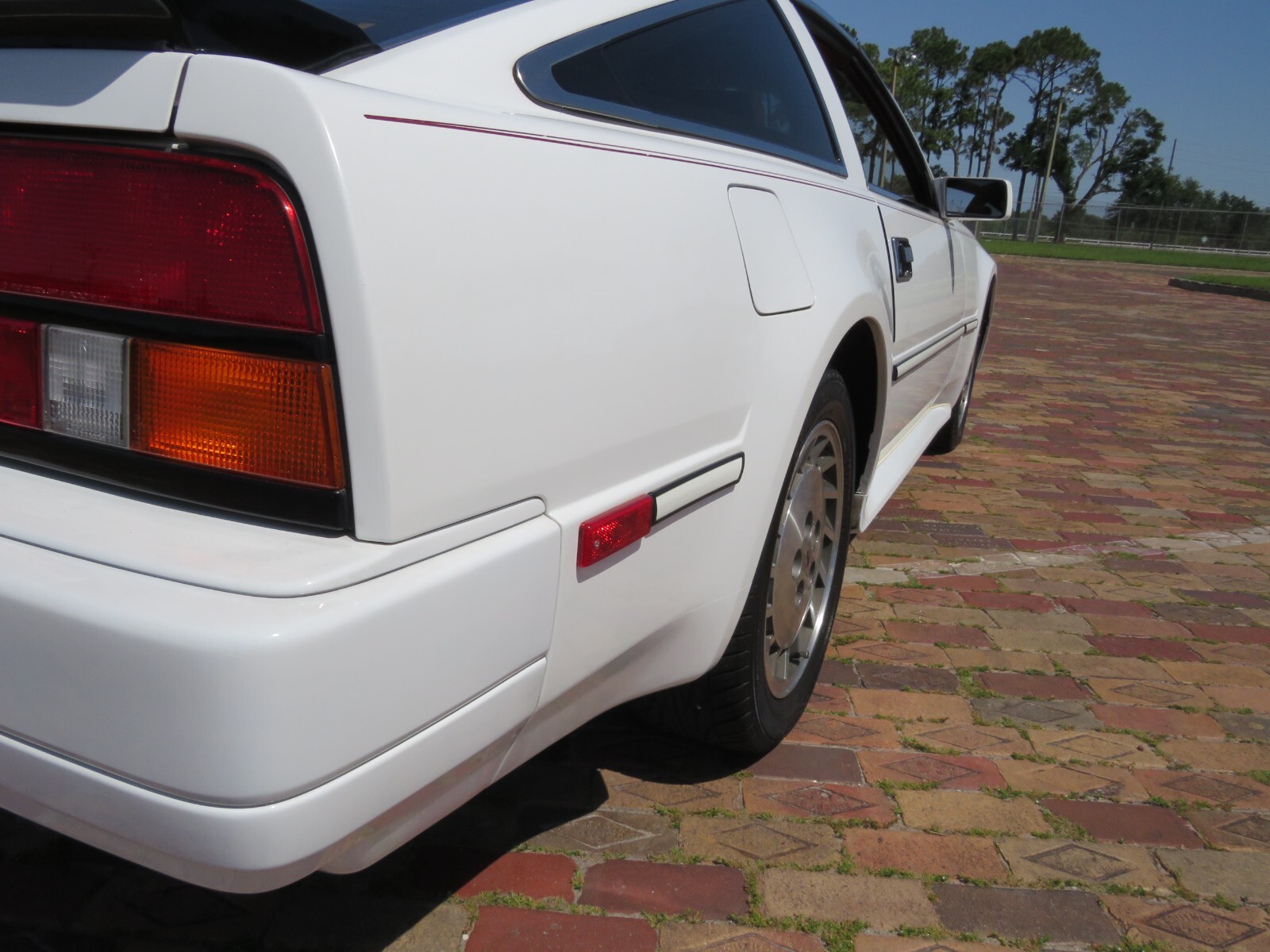 Nissan-300ZX-1986-Coupe-7