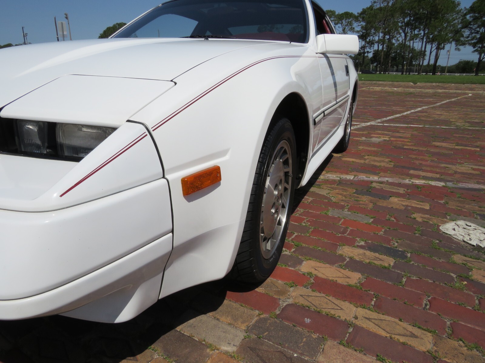 Nissan-300ZX-1986-Coupe-9