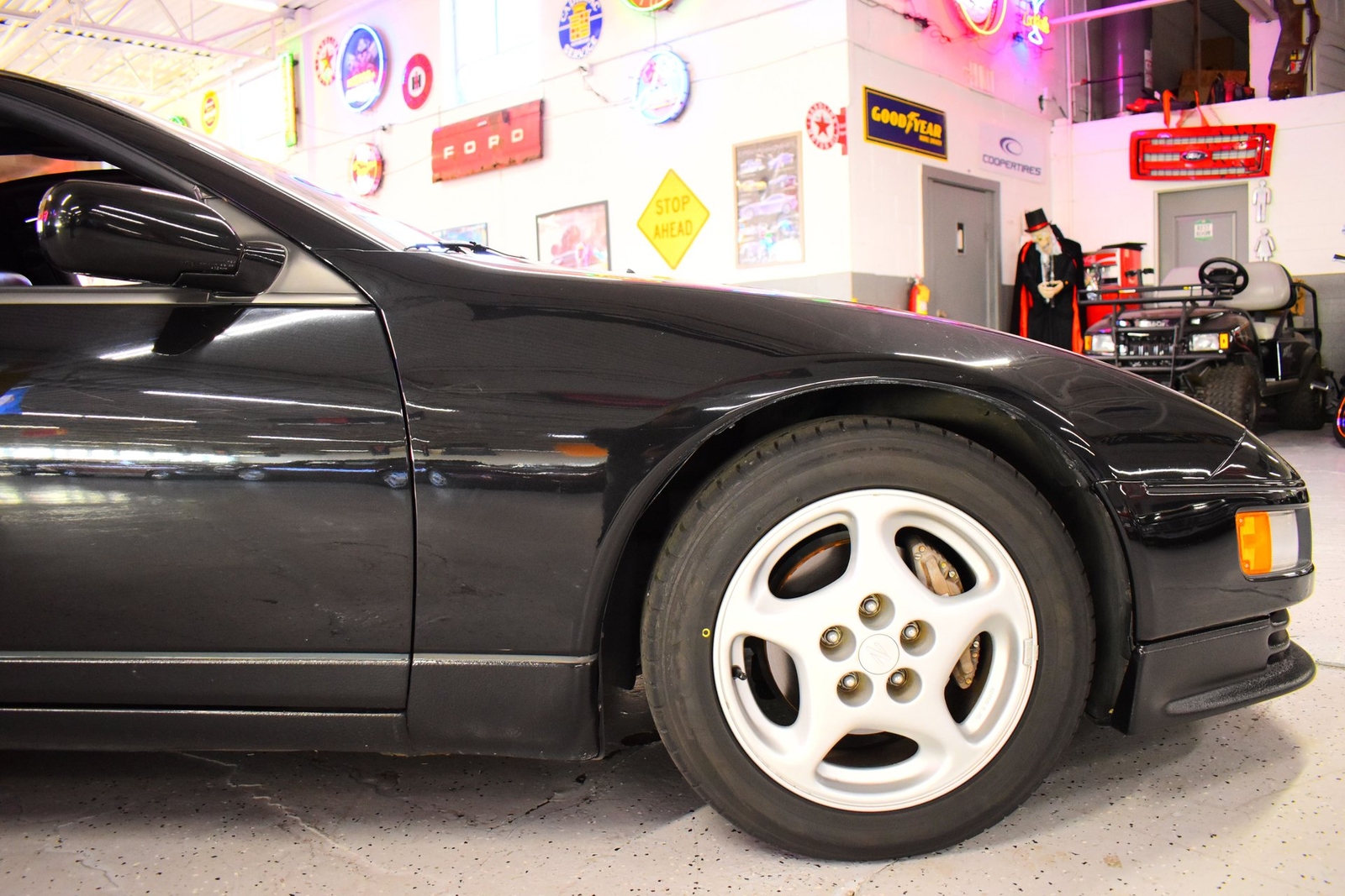 Nissan-300ZX-1990-Coupe-9