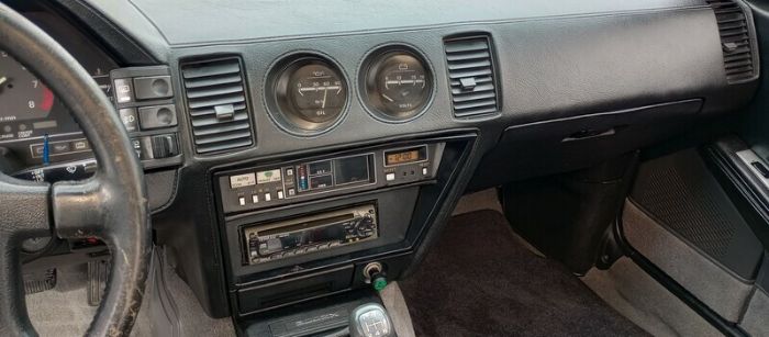 Nissan-300z-1987-Red-Gray-14