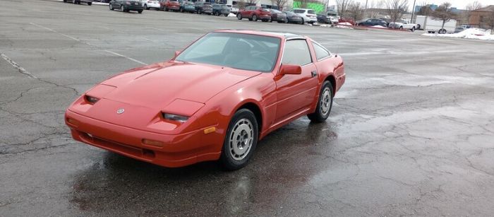 Nissan-300z-1987-Red-Gray-3