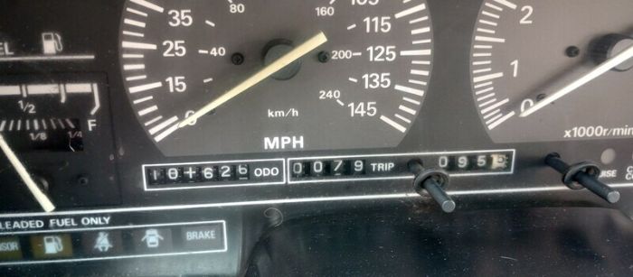 Nissan-300z-1987-Red-Gray-8